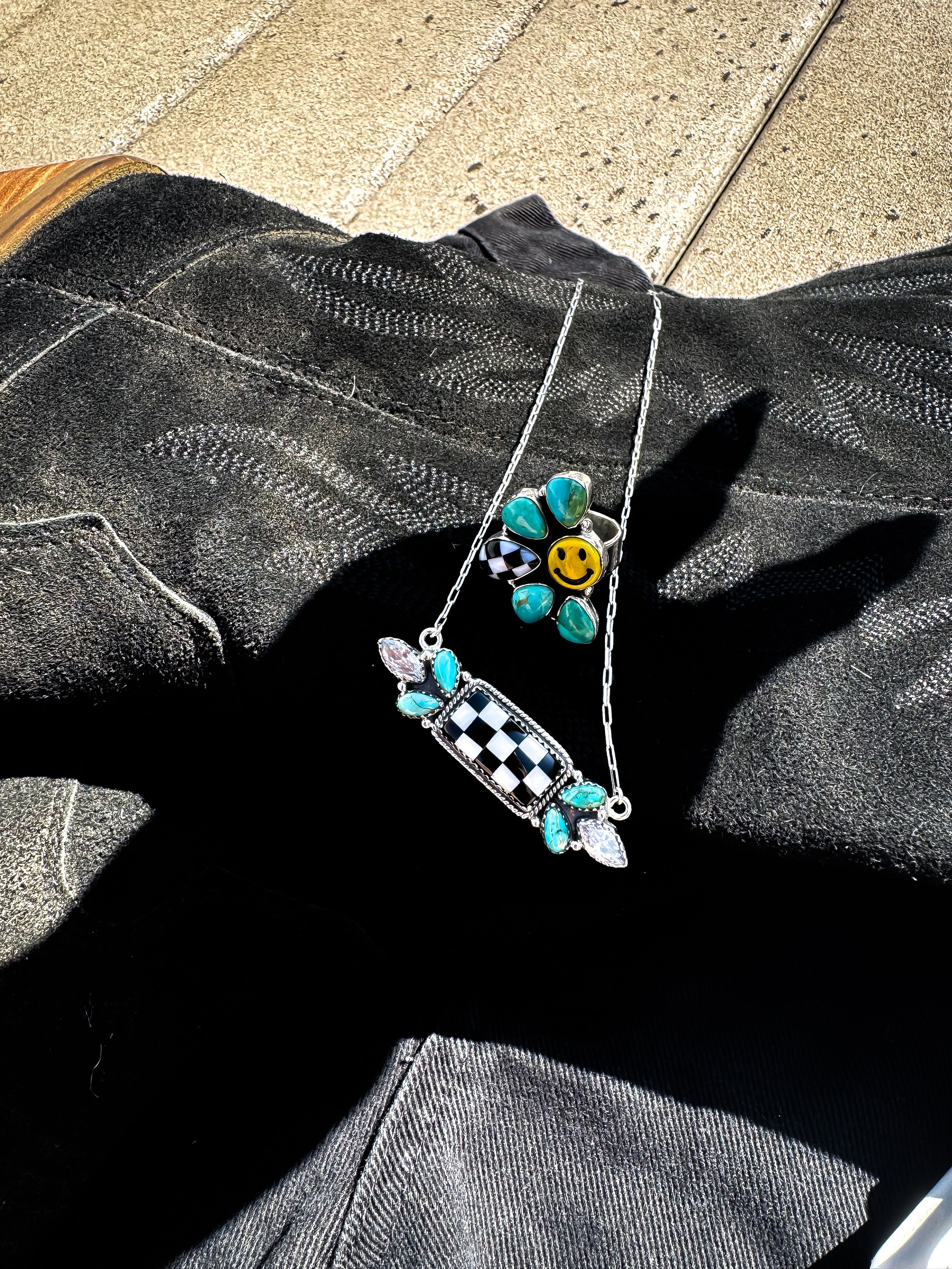 DESERT DRIFT CHECKERED NECKLACE