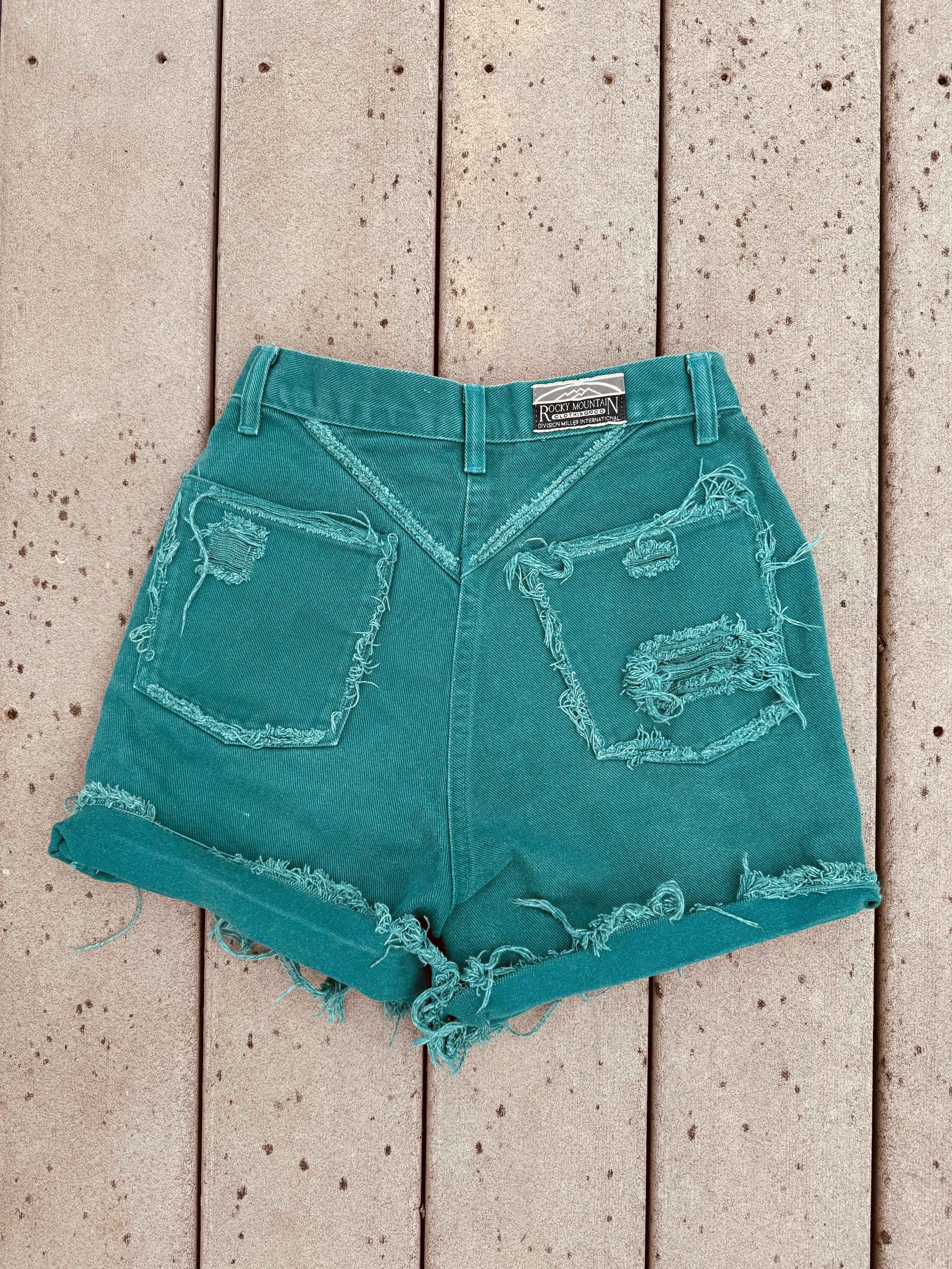 RODEOS & ROCKIES 22.5”