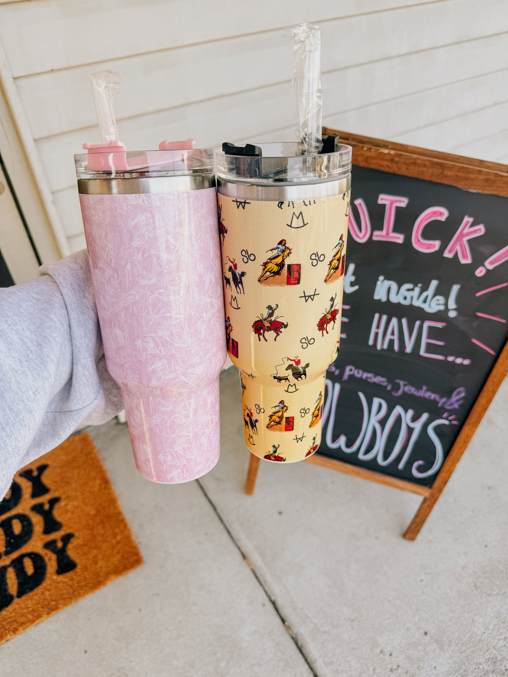 Pink Camo Tumbler 40oz