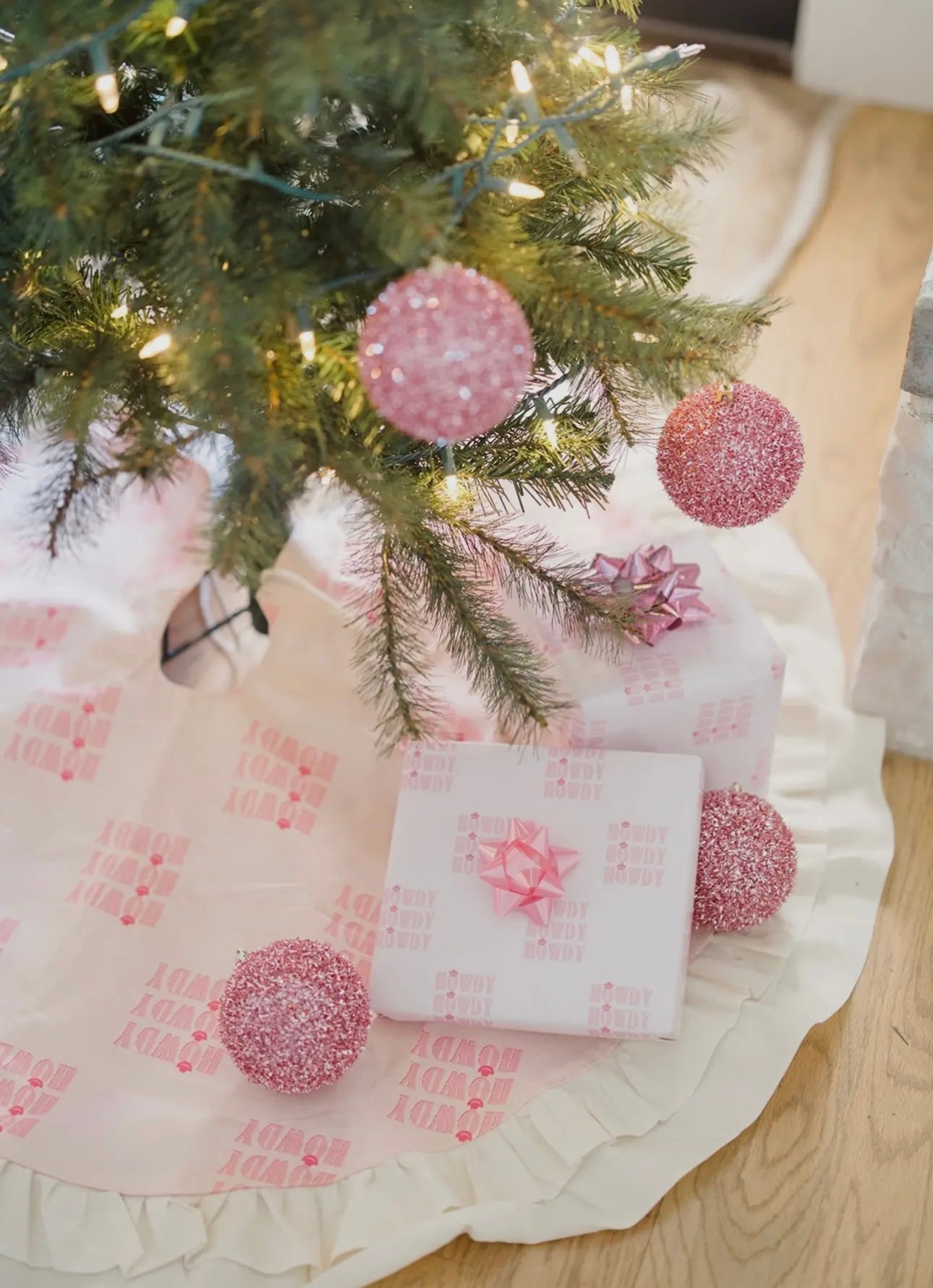 Howdy Wrapping Paper